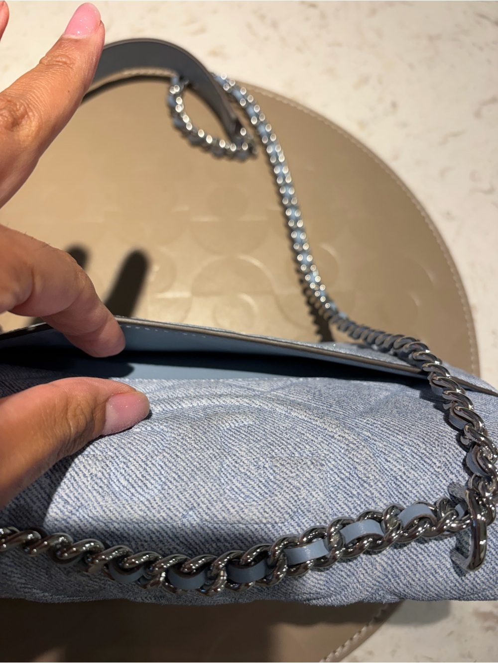 Tory Burch Light blue denim Quilted Shoulder Bag with Silver Chain - Picture 6 of 8